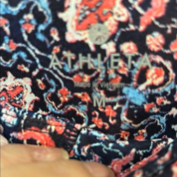 Athleta leggings size Medium - Picture 2 of 3